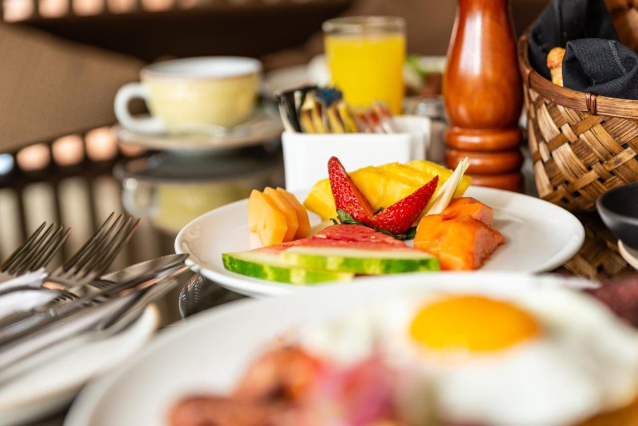 Hotel York Luxury Suites Medellin By Preferred Esterno foto A fruit salad